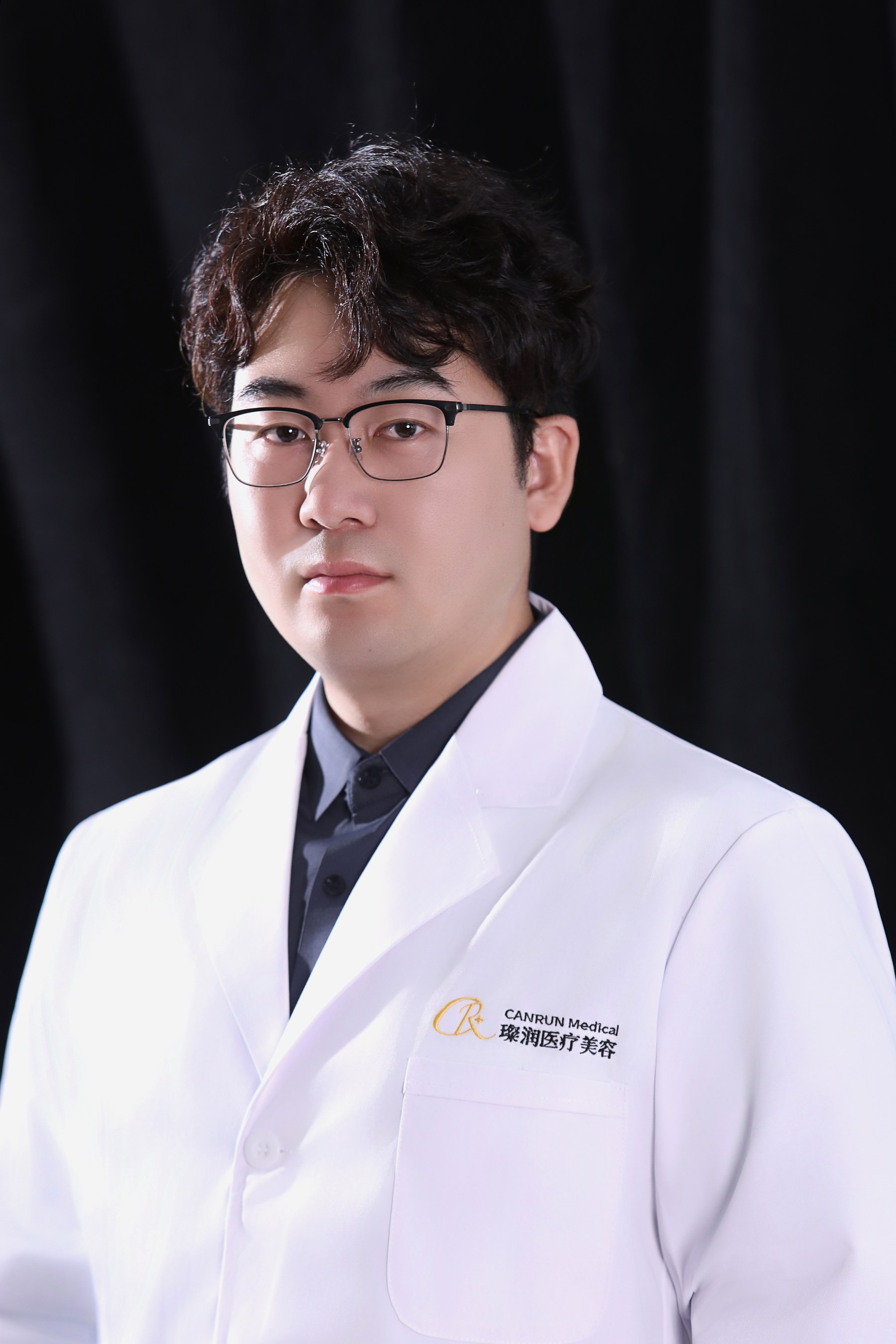 Portrait of Dr. Qu Yongcun